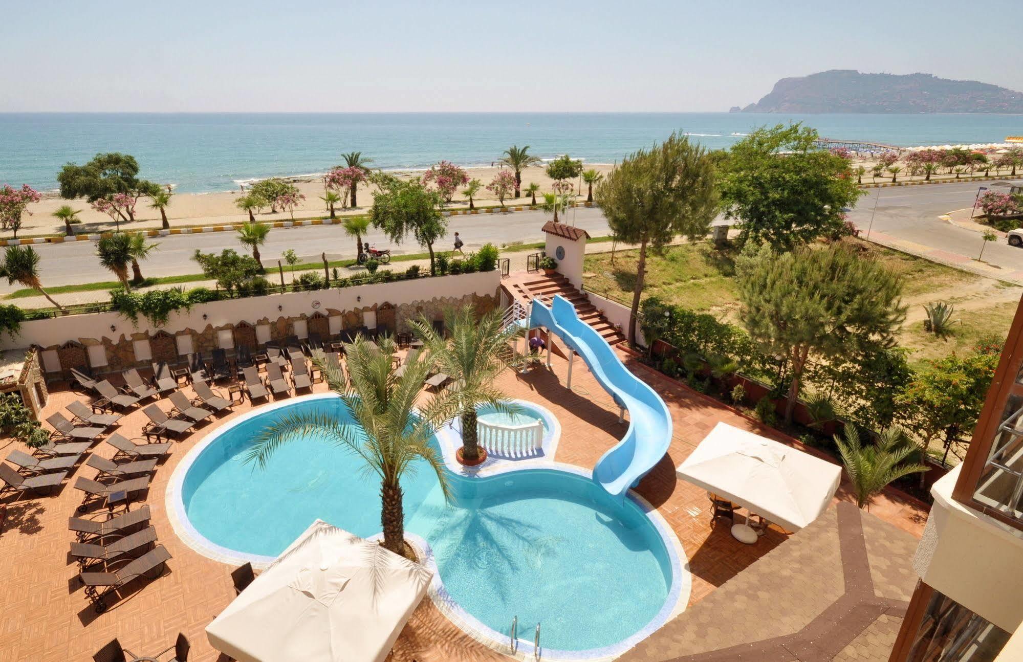 Bella Bravo Hotell 3*